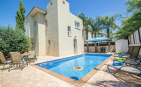 Presidential 6 Holiday Villa